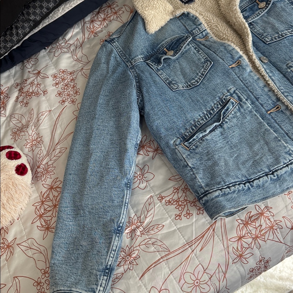 Gap denim jacket - image 2